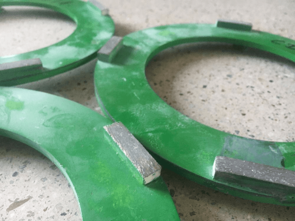 Fém kötésű szerszámok Levighetor Max géphez