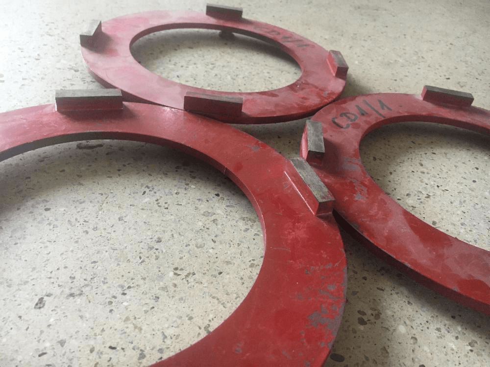 Fém kötésű szerszámok Levighetor Max géphez