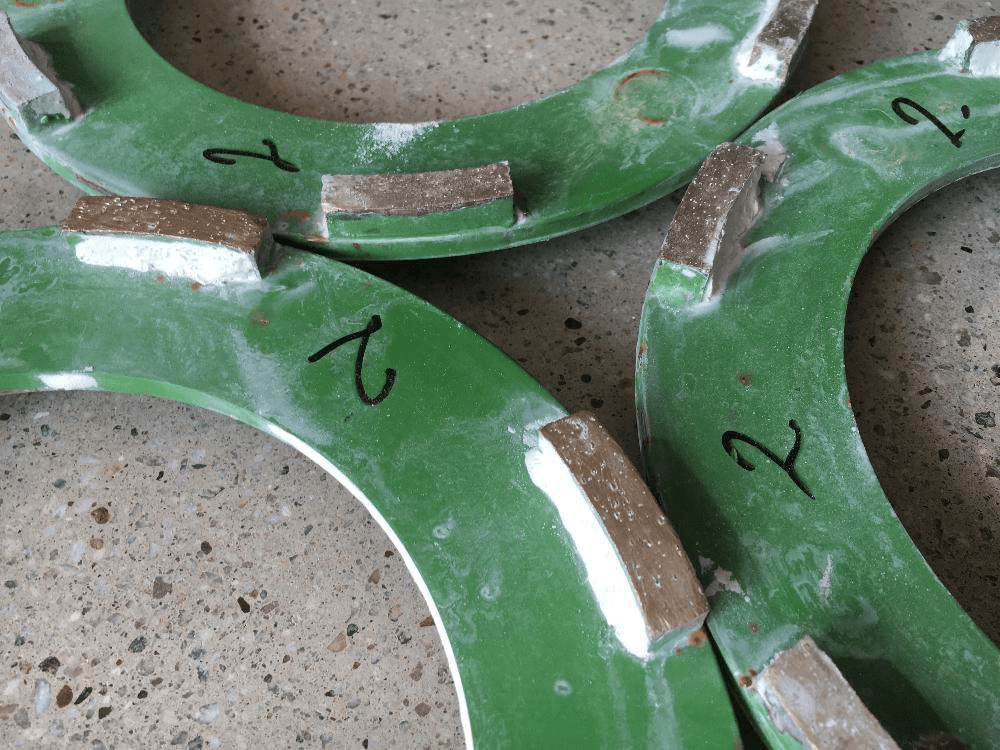 Fém kötésű szerszámok Levighetor Max géphez