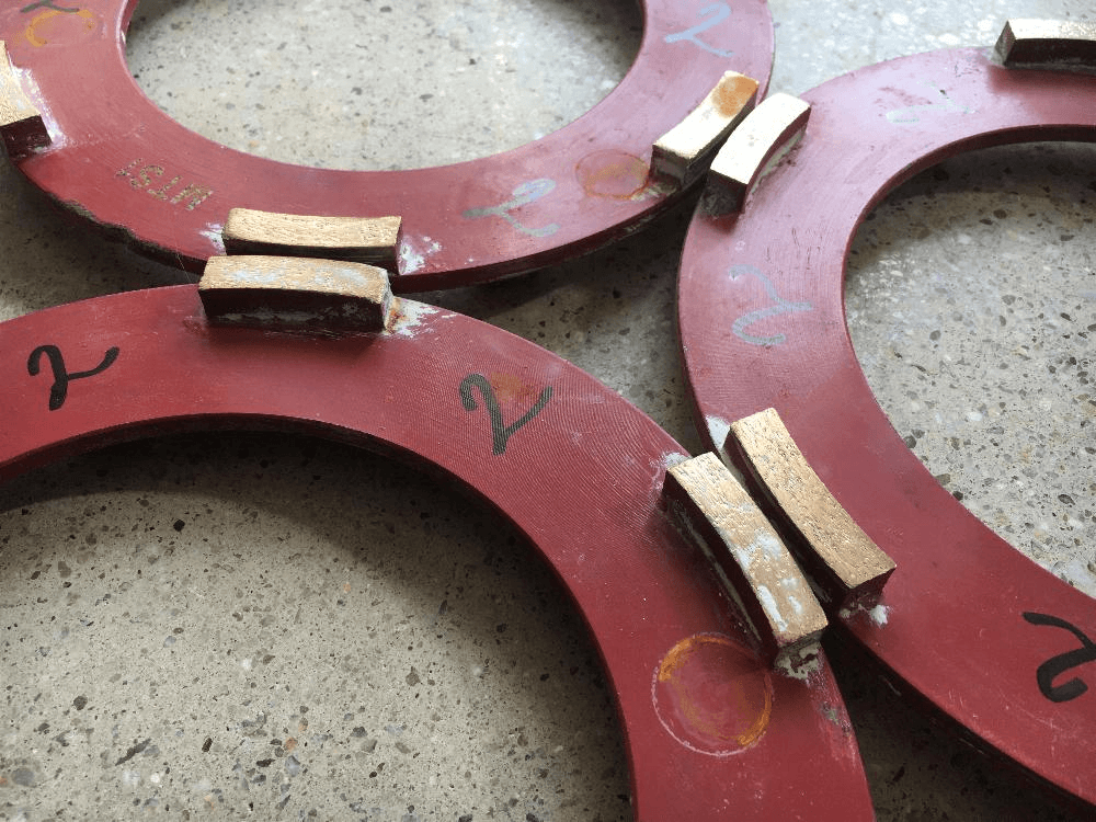 Fém kötésű szerszámok Levighetor Max géphez