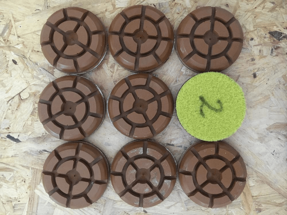 Jumper orange 6. Grittszám: 400