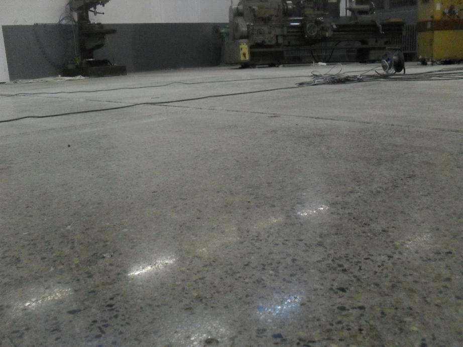 htc superfloor silver csiszolt beton
