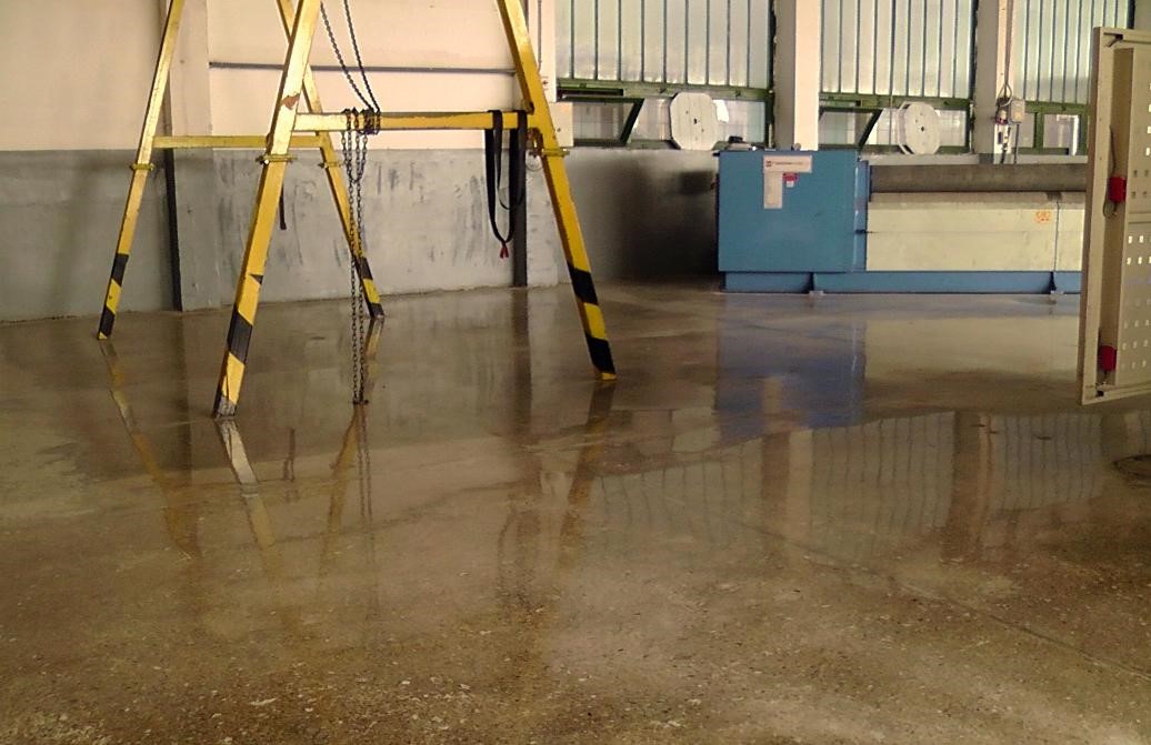 htc superfloor betoncsiszolás, csiszolt beton, betonmarás, betoncsiszolás